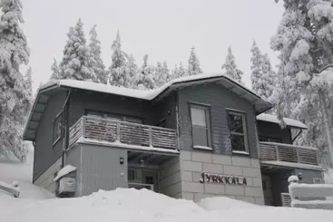 Mökkimajoitus Rukako Jyrkkälä A