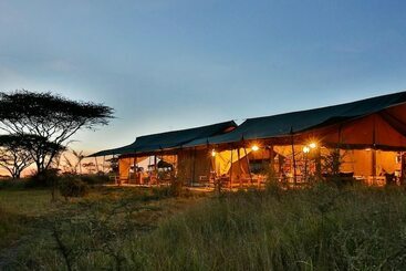 ホテル Nyikani Camp Central Serengeti
