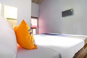 Hotell Spot On 3199 Galaxy House 234 Syariah