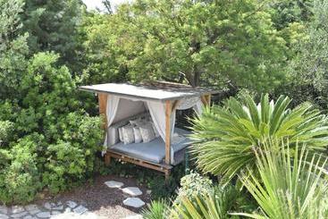 דירות לתיירים Quiet Villa Near The Beach At Fr Jus