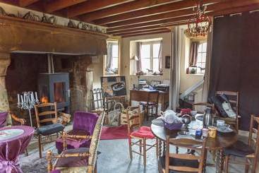 بنسيون Chez Maupassant