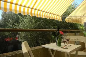 Turista apartmanok Sunny Hill Apartments