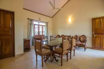ツーリストアパートメント Oyo Home 18705 Elegant 2bhk