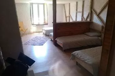 Bed and Breakfast La Maison Sous Le Château