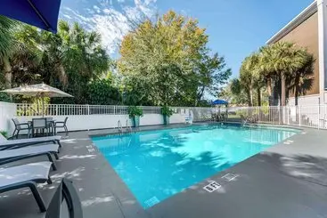 Hotelli Best Western Plus Universal Inn - Free Shuttle to Universal Studios!