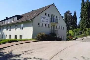 Hotelli Gästehaus Bleibergquelle