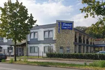 Hotelli Zimmer For You