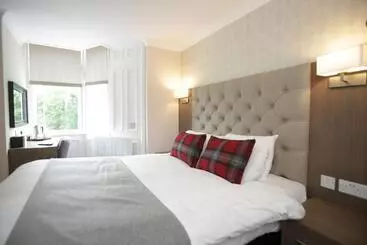 ホテル Ambassador