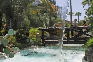 فندق Parque Tropical