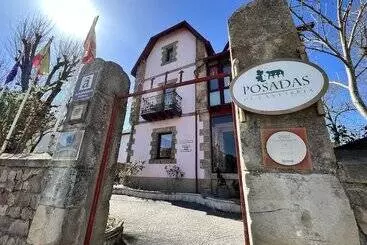 هتل روستایی Posada Villa Rosa