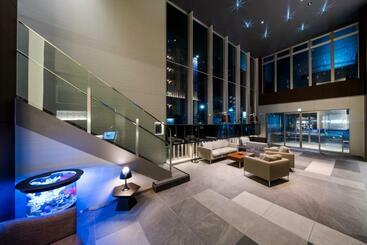 בית מלון כפרי Best Western Plus Fukuoka Tenjinminami