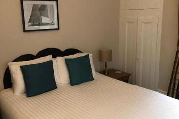 Отель Seabrook House