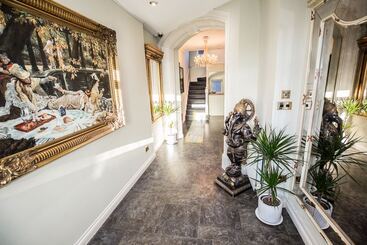 The Peacock Townhouse Hotel Kenilworth   Warwick