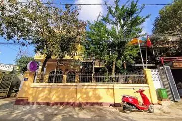Ostello Q  Homestay Garden Villa