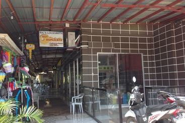 Marvel Panglao Hostel Annex