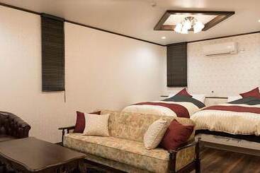 ریوکان Kusatsuonnsenn Tenojiya