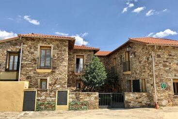 Turistihuoneistot El Bulín De Piñuecar