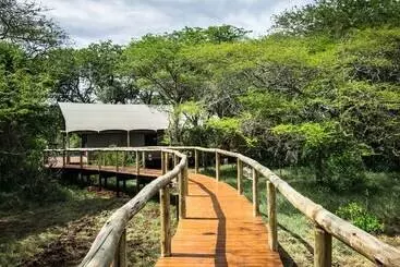 Hotelli Rhino Sands Safari Camp