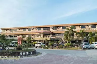 هتل Sandy Garden Resort