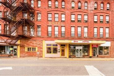 هتل Holley Bradford