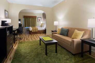 酒店 Best Western Plus Des Moines West Inn & Suites