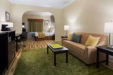 ホテル Best Western Plus Des Moines West Inn & Suites