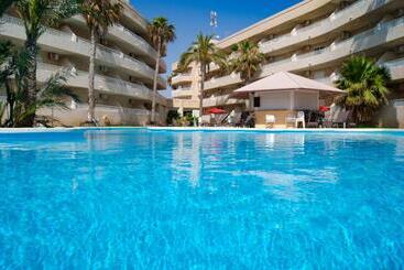 Апартаменты Palmera Beach