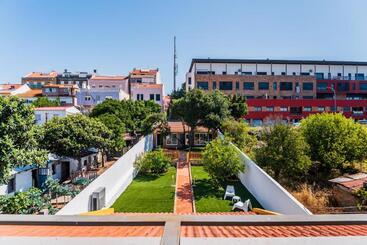 پانسیون Memories Of Lisbon