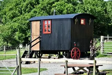 Landhus Meadow Shepherds Hut