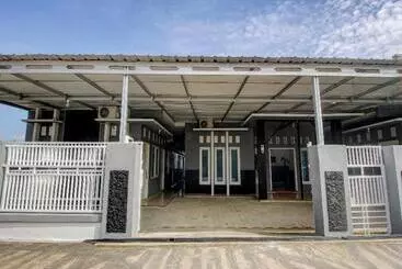 Hotel Oyo 3415 Kost Wimane