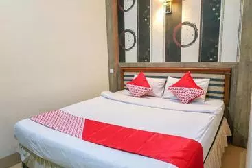 Hotelli Oyo 3379  Khatulistiwa