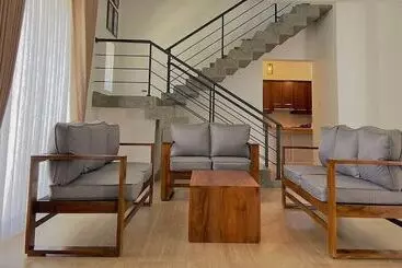 Pensão Srimadis Villa Near Airport   Negombo
