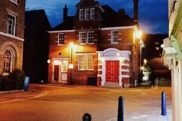 Pensió The Old Post Office Boutique Guesthouse