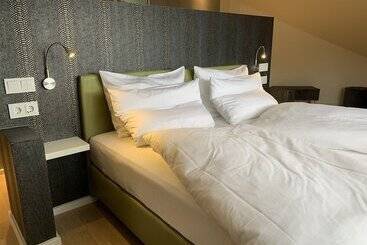 هتل Park Lodge Am Rohrbusch