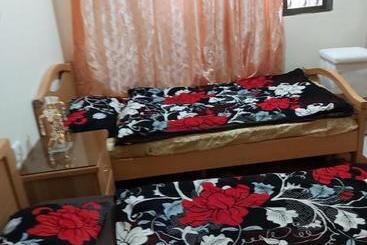 هاستل Al Reem House