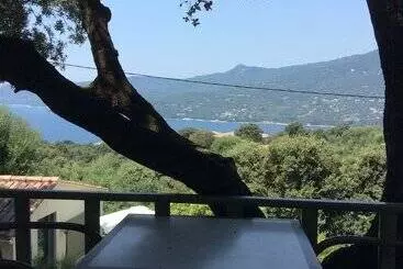 Aamiaismajoitus (B&B) Chambres D Hôtes île De Beauté