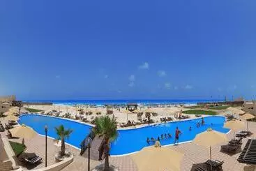 هتل Borg El Arab Beach Resort