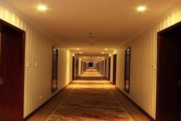 Hotel Lingxiu Hot Spring Of Emei Mountain