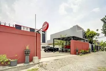 Hotel Oyo 3702 Homestay Bougenville