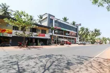 Hôtel Oyo 70830 Fort Land Residency
