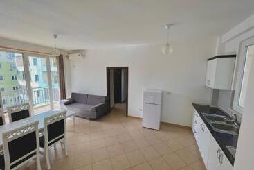 هتل آپارتمان Queen Residence