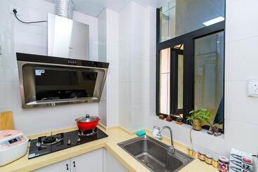 Hotel Luoyang City, Henan Province. Waterfront International