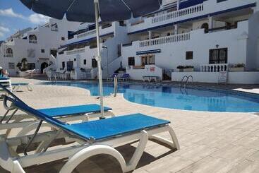 公寓式酒店  Los Cristianos Port Royal New