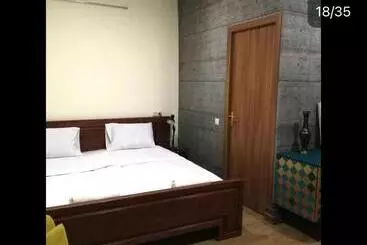 پانسیون Gallery Guesthouse