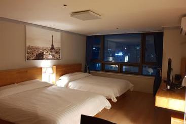 Lägenhetshotell Stay And Co Residence