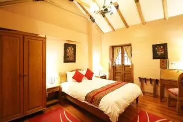 Otel & Mirador Los Apus