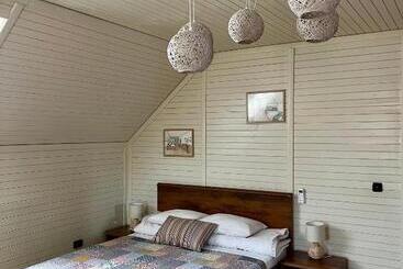 فندق صغير гостеріяold Town