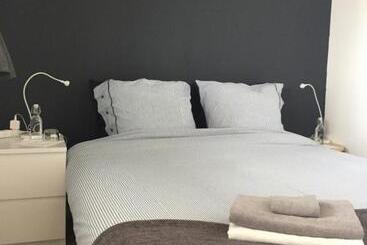 Appartement Design Iv   Port Du Rosmeur   Douarnenez