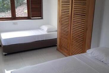 Schronisko Bentota Home Stay