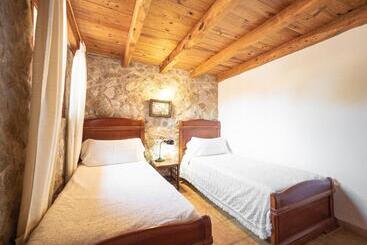 Отель Can Cap De Bou By Alquilair